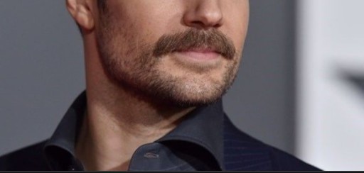 Moustache 與 Mustache的區別